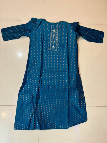 Royal Blue Embroidered Kurta – Festive & Elegant