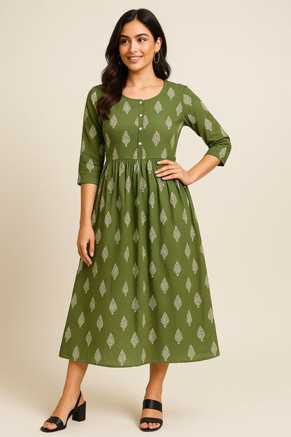 Elegant Green Kurthi with White Leaf Motif – Festive & Everyday Charm