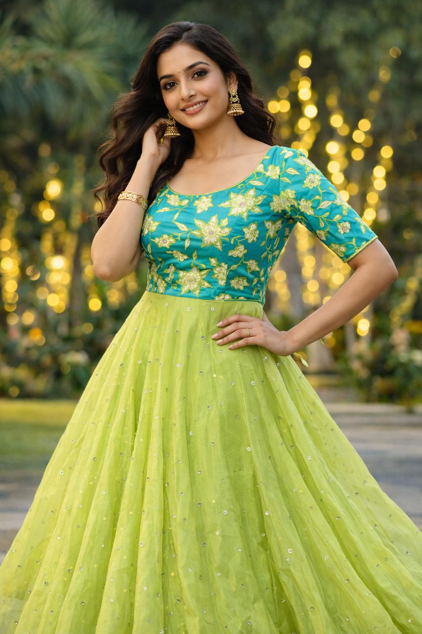 Mehfil Bloom Lehenga Set – Turquoise & Lime RadianceMehfil Bloom Lehenga Set – M , L, Xl & XXL Sizes Available